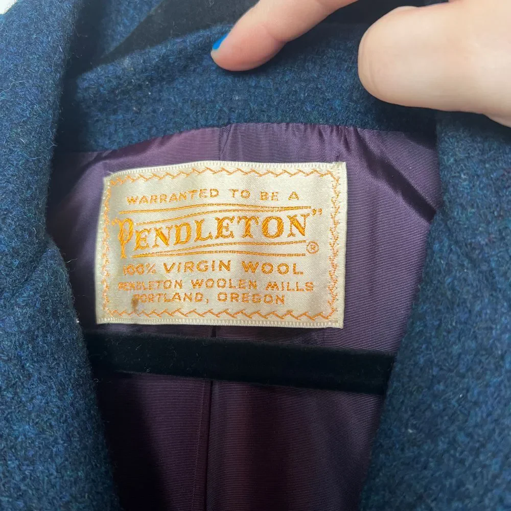 Pendleton Women's XL Vintage Virgin Wool Navy Blue Pea Coat Classic Tailored - Picture 5 of 5